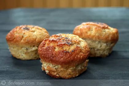 Tahinli Haşhaşlı Topkek