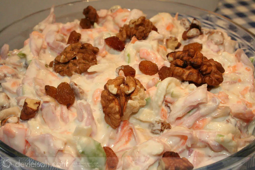 Lahana Salatası