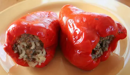 Etli Kırmızı Biber Dolması