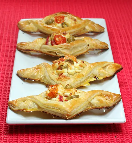 Milföylü Zeytinli Börek