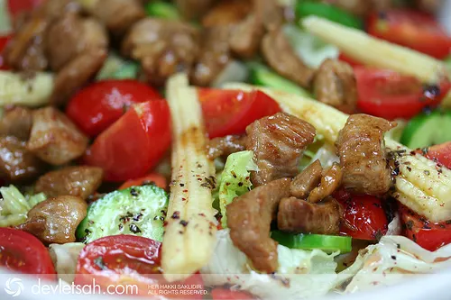 Hindili Salata