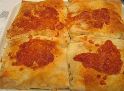 Yufkaya Sarılı Beşamel Soslu Et