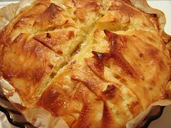 Cevizli Kremalı Börek