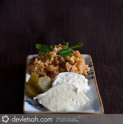 Patlıcanlı Bulgur Pilavı