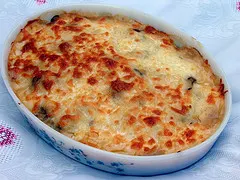Beşamel Soslu Et