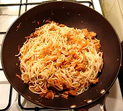 Sebzeli Noodle