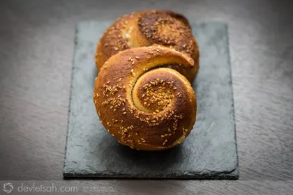 Tahinli Çörek